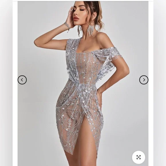 Mew mews dress - Picture 2 of 2